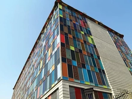 ساختمان شیشه کاوه